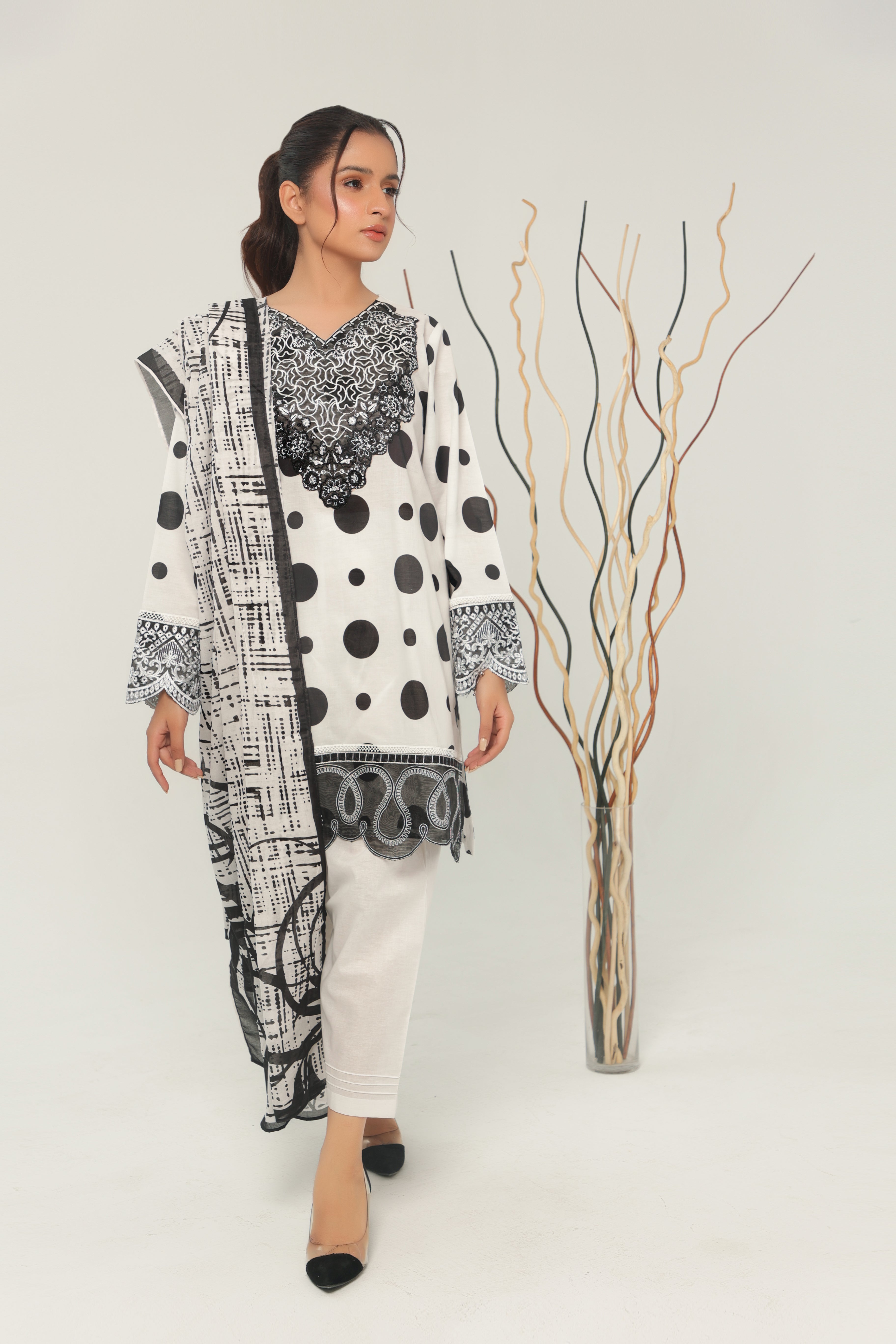 Stitched Lawn Suit (3PC)